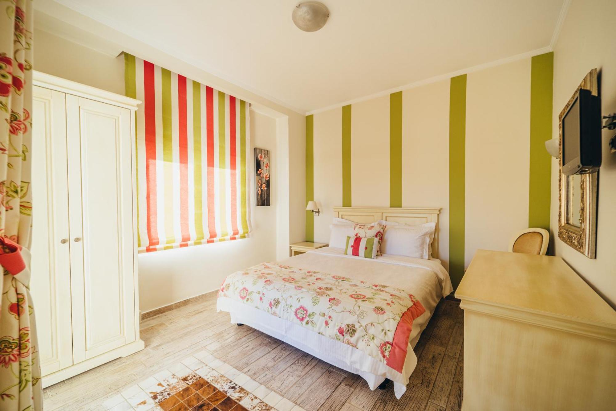 To Spiti Tis Sofias Hotel Kastoria Bagian luar foto